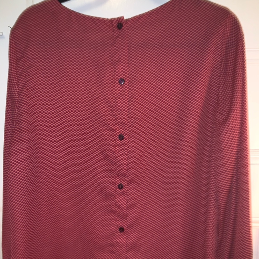 Banana republic button back blouse